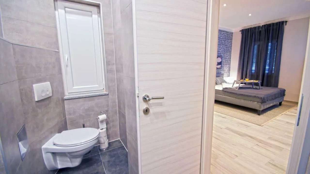 Frank-Kiss Apartments Rijeka